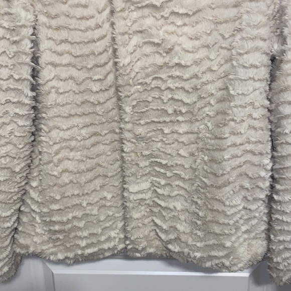 Patagonia Pleage Cream Jacket - Picture 6 of 10